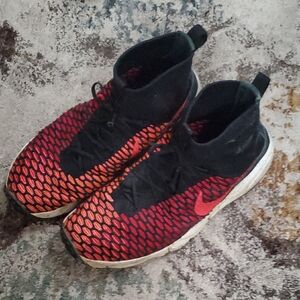 Nike Black and Red Sports Sneakers